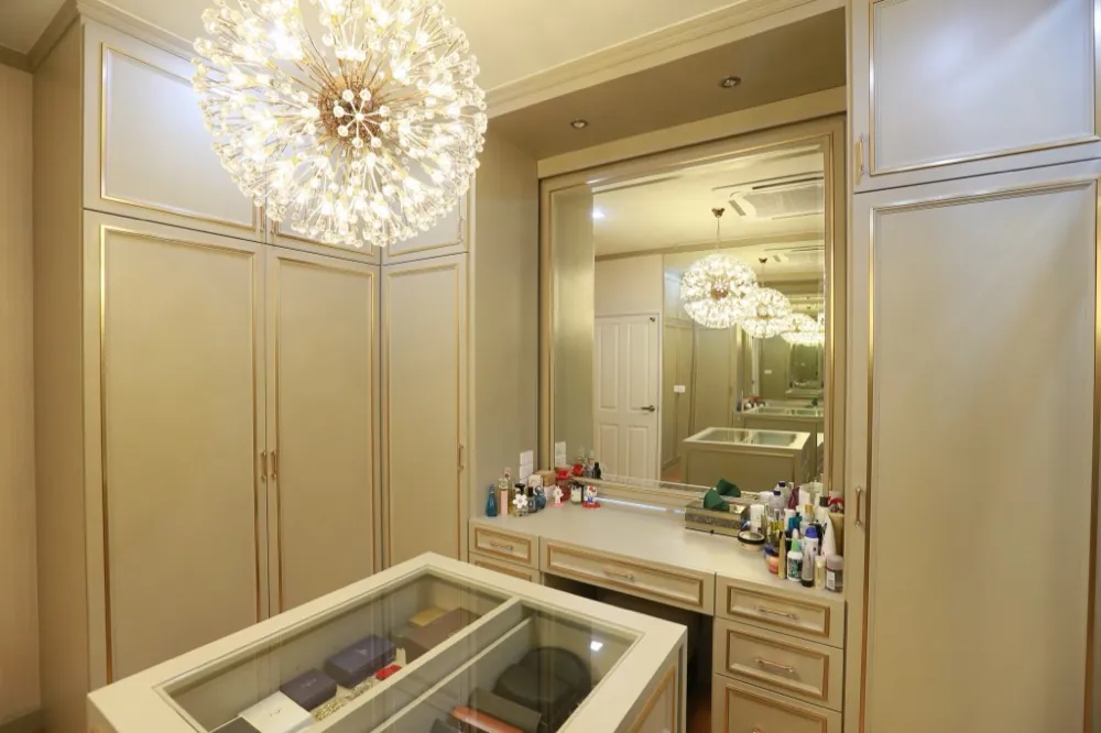 Golden Neo Sathorn ภาพ 3D ออกแบบตกแต่งภายใน iDesign88