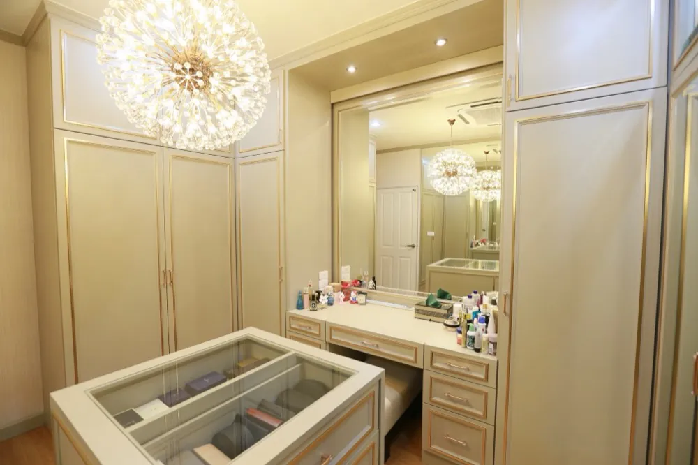 Golden Neo Sathorn ภาพ 3D ออกแบบตกแต่งภายใน iDesign88
